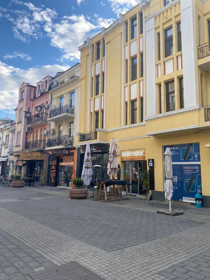 Anthora Hostel Plovdiv Buitenkant foto