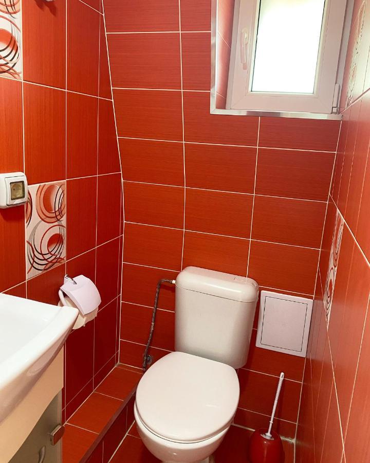 Anthora Hostel Plovdiv Buitenkant foto